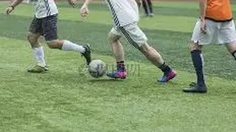 【海浪激荡，双色奇缘】揭秘25年双色球第140期绝杀三蓝：01、02、11，大奖等你来抢！